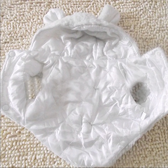 Warm winter clothes - Picture 3 of 3