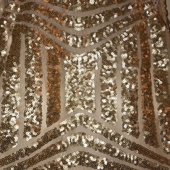 • short gold sequin party dress - Picture 2 of 3