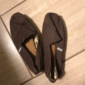 Women’s Toms