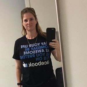 Meet your Posher, Peggy