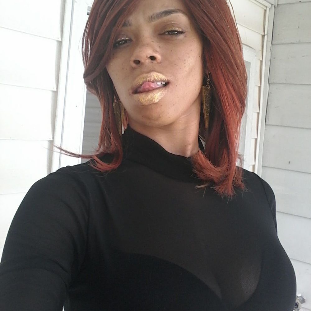 Meet your Posher, Angelica