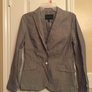 White with blue stripes blazer