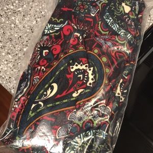 BNWT *UNICORN* TC paisley leggings
