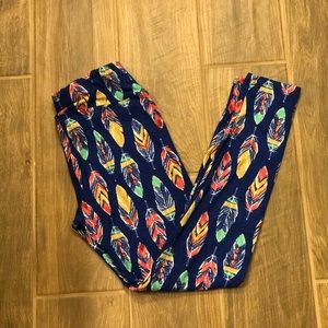 LuLaRoe one size tribal/feather leggings