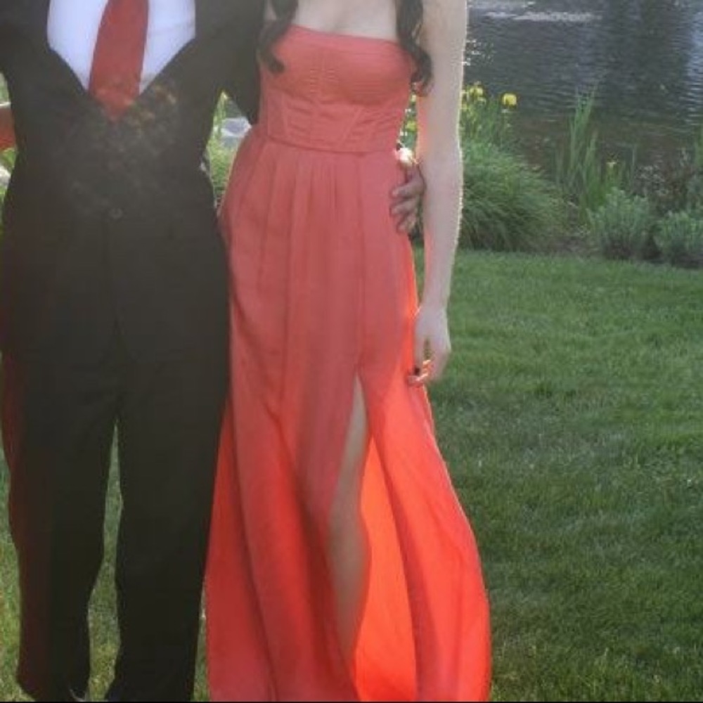 BCBG MaxAzria Pink/coral prom dress - Picture 3 of 4