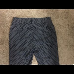 Flowered gray & white Banana Republic pants, Sz 10