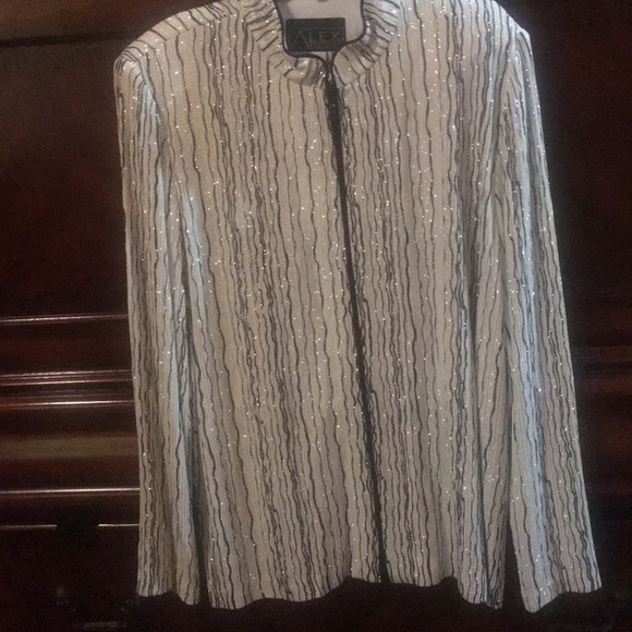 Vintage slinky glimmer zip up elegant top - Picture 2 of 3