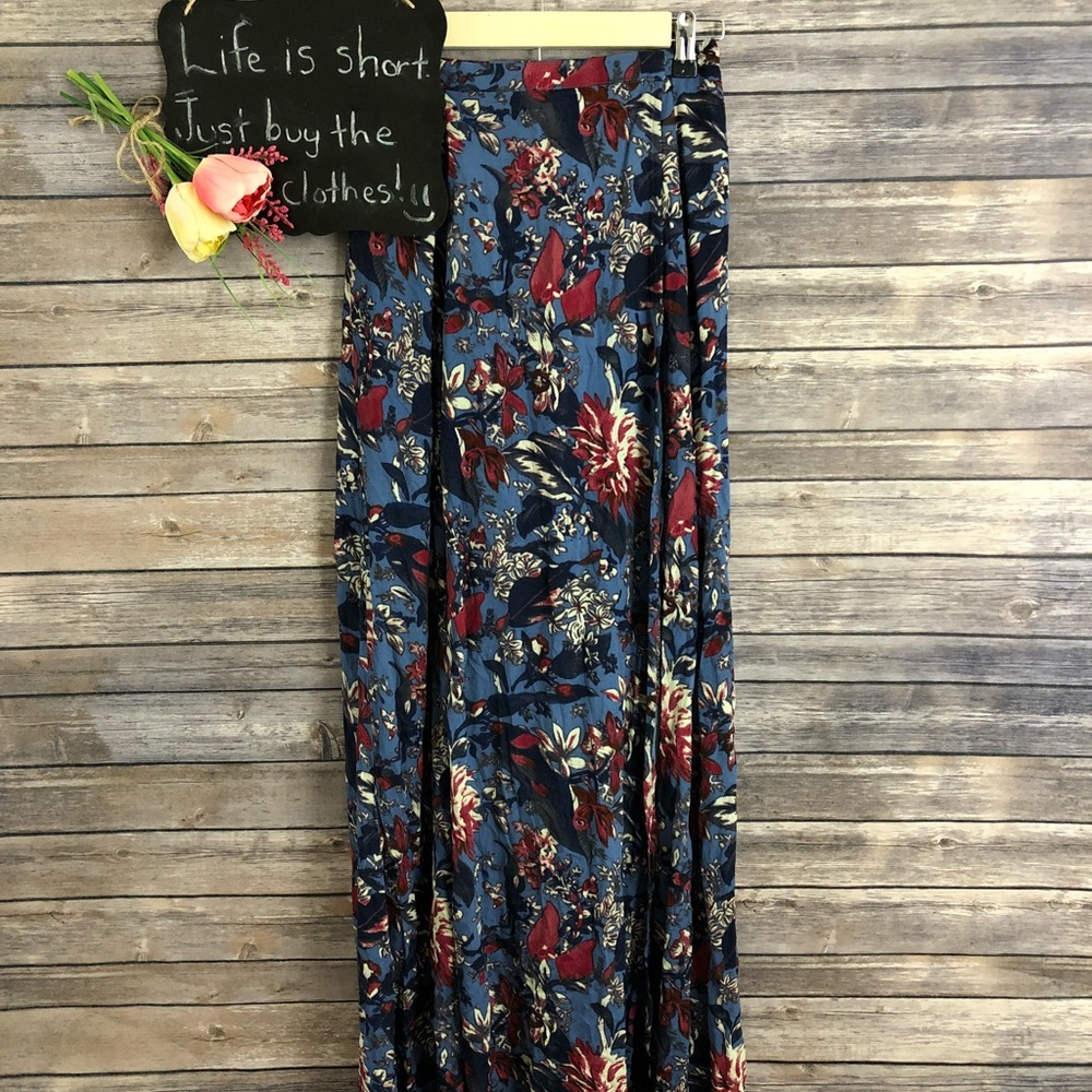 Honey Punch blue vintage floral wrap maxi skirt - Picture 2 of 7
