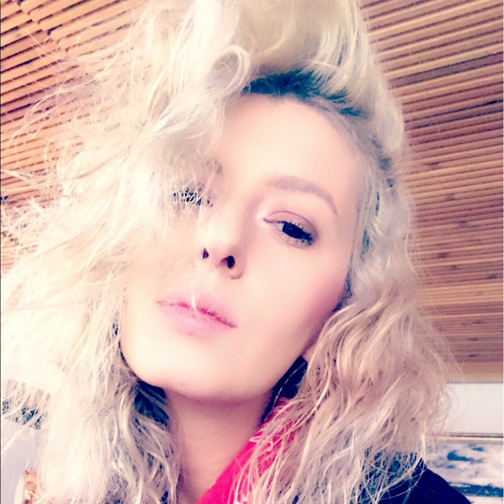 Meet your Posher, Serap