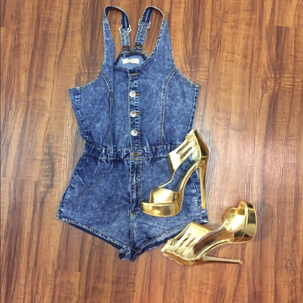 Gold platform heels