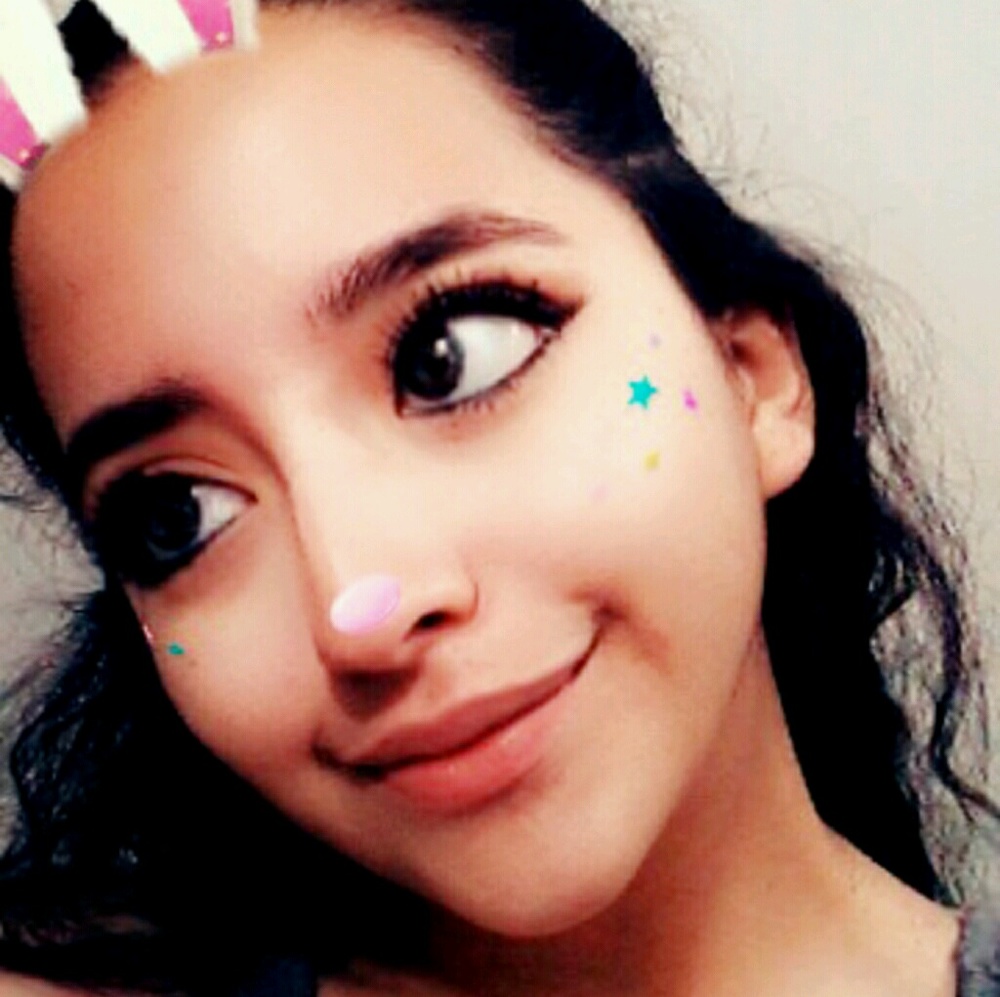 Meet your Posher, Ximena