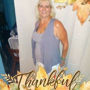 Meet your Posher, Joyce