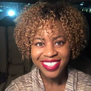 Meet your Posher, Renee