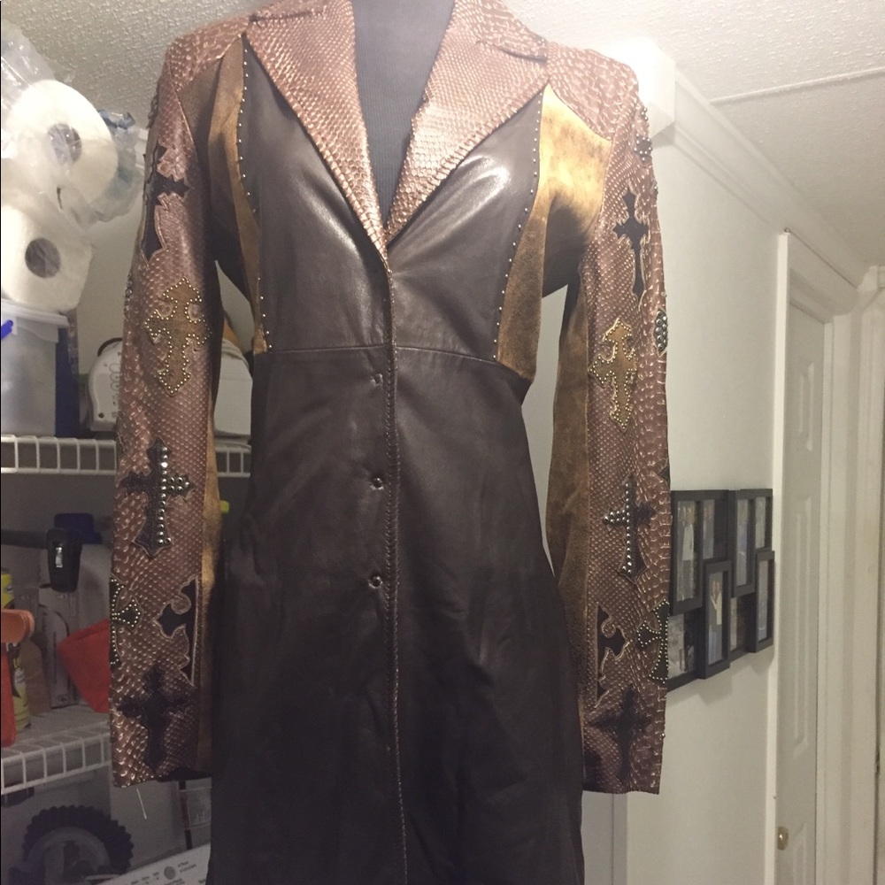 authentic leather stingray/python coat Swarovski