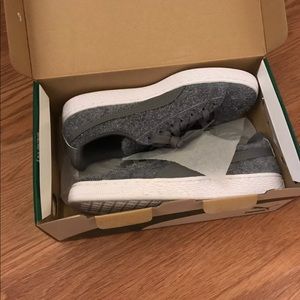 Suede Pumas