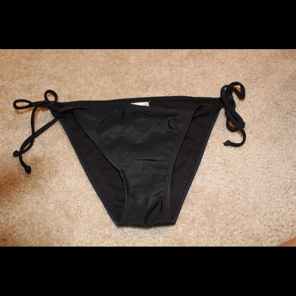 Bikini bottoms