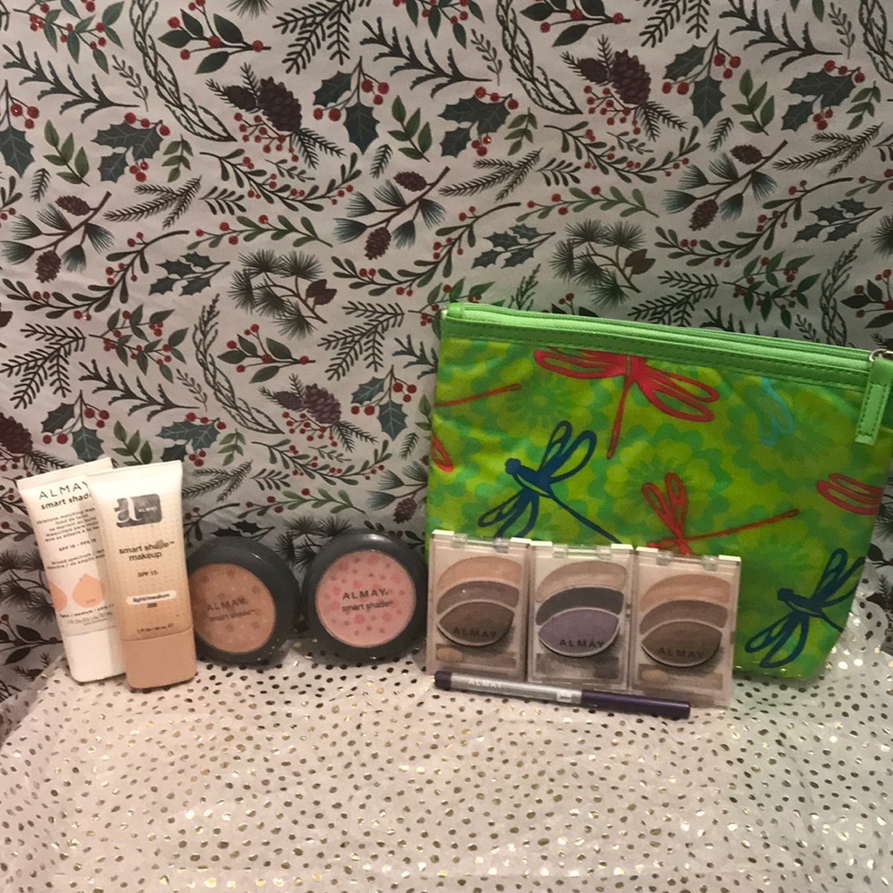 almay makeup bundle ! BLACK FRIDAY SAVINGS