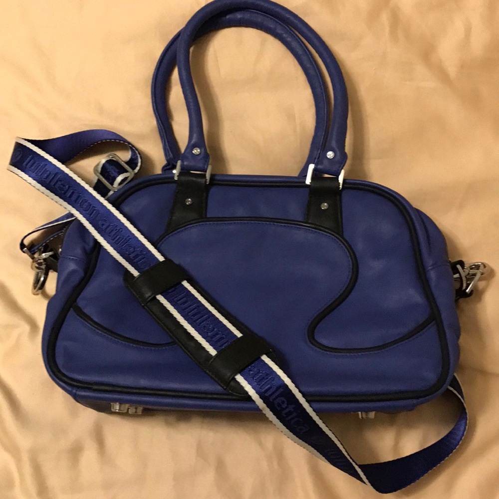NWOT lululemon bag
