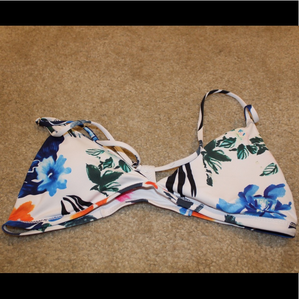 Bikini top