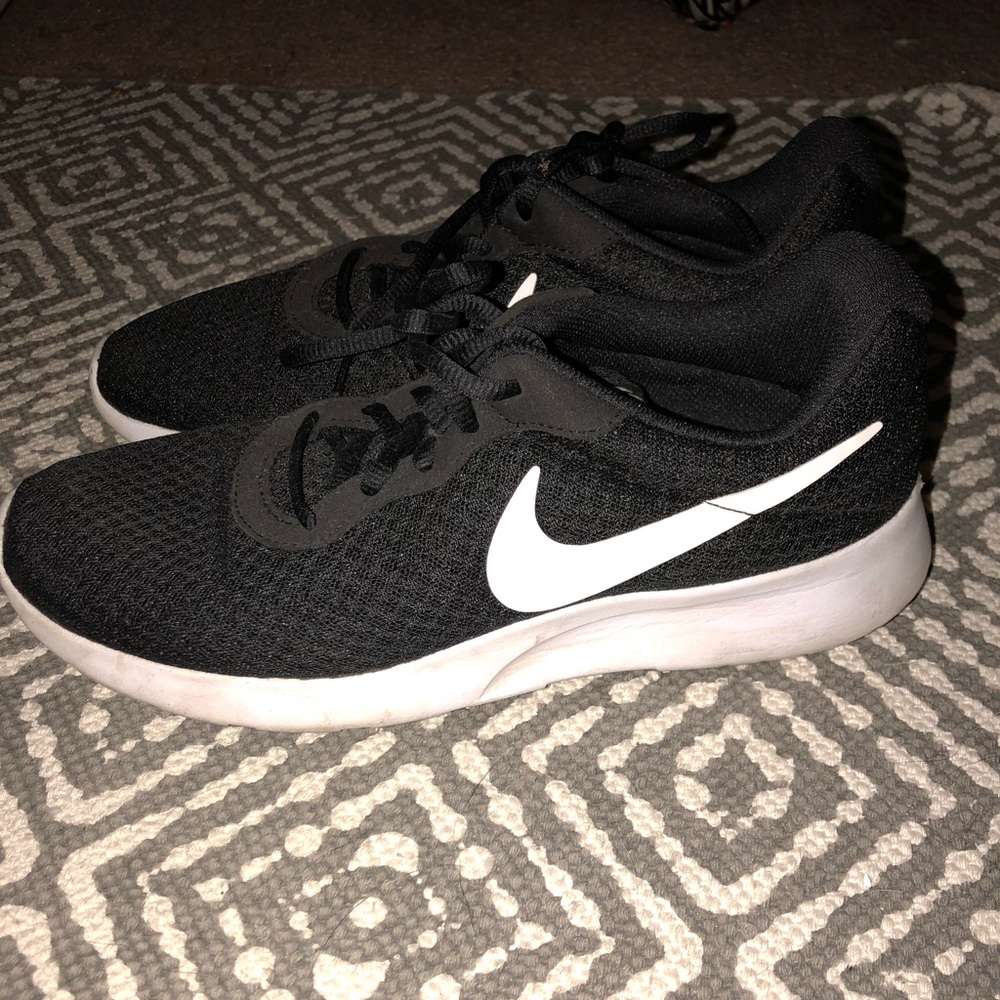 Nike Tanjun!!