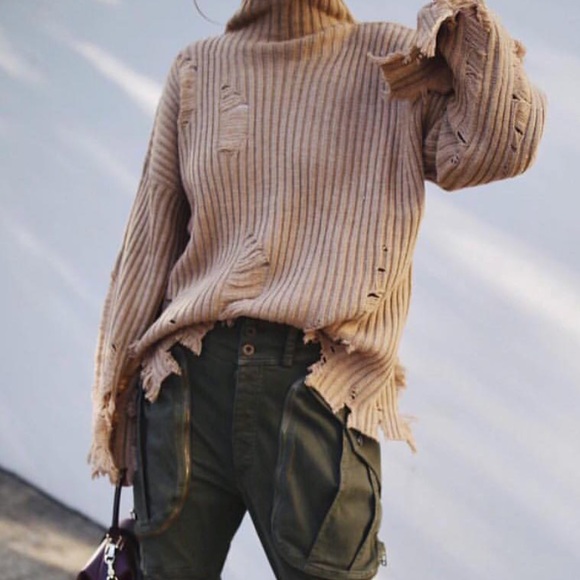 Moon River Sweaters - MOON RIVER DISTRESSED SWEATER