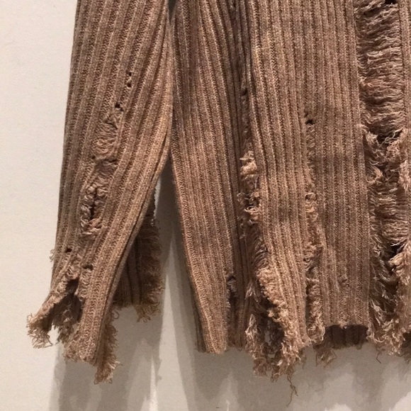 MOON RIVER DISTRESSED SWEATER - Picture 6 of 6