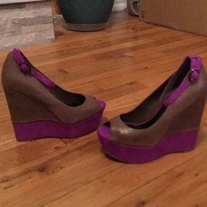 Platform sandals