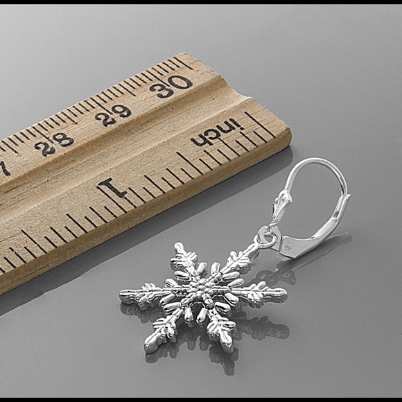 925 Sterling Silver RH plated Winter Snowflake Leverback Dangle Drop Earrings - Picture 4 of 8