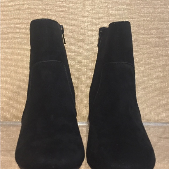 NIB White Mountain Calisi Ankle Booties - Picture 2 of 6