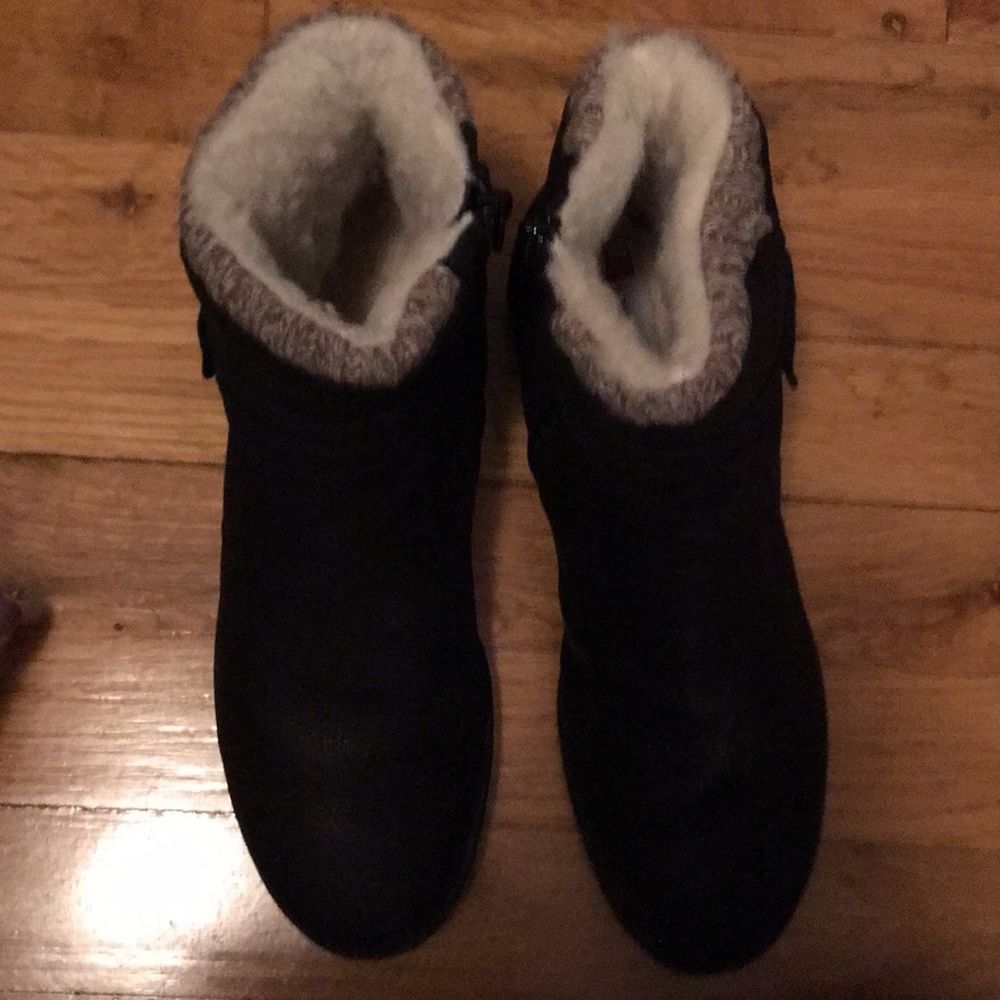 Booties - Picture 3 of 4