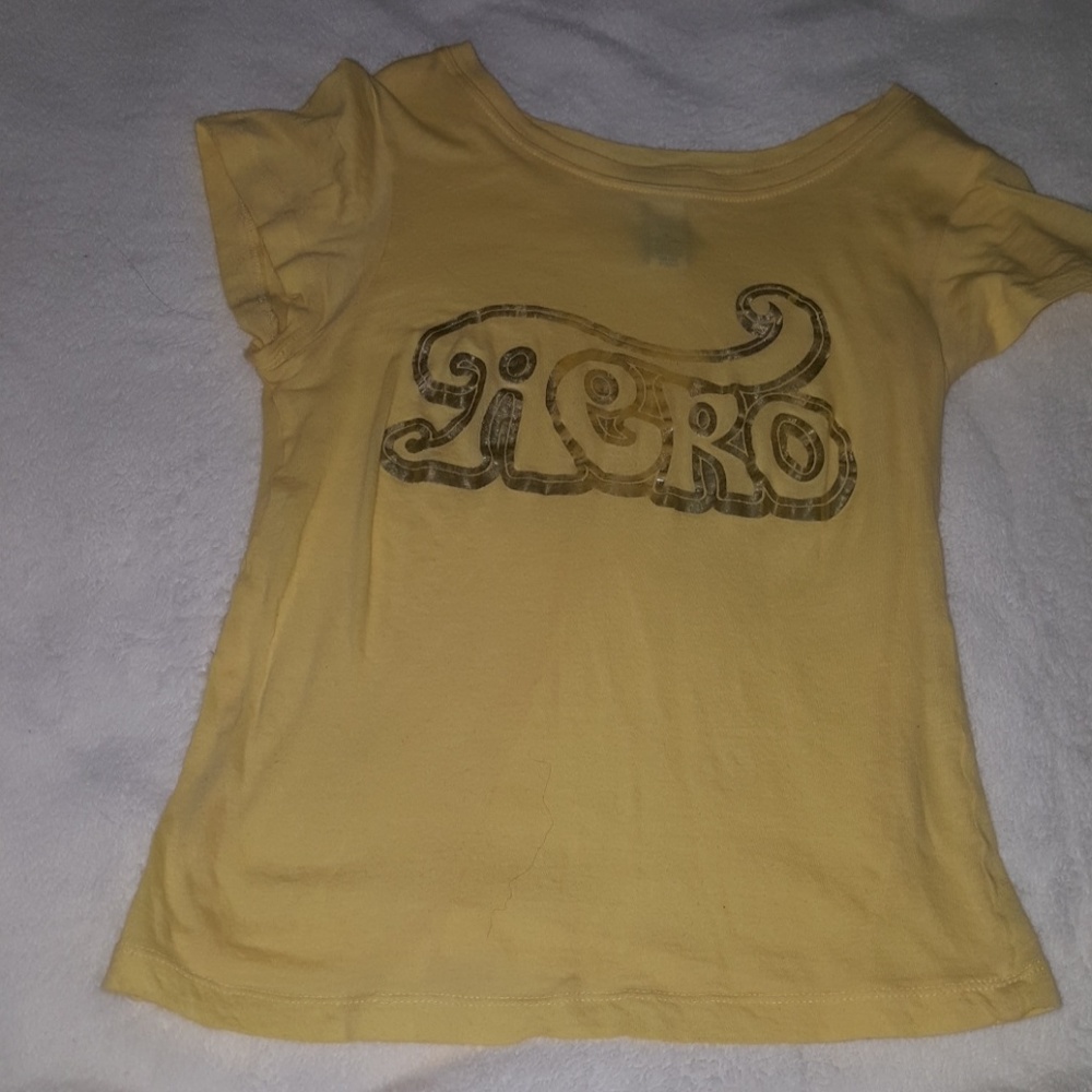 Women's US Large Yellow Aeropostale Tee