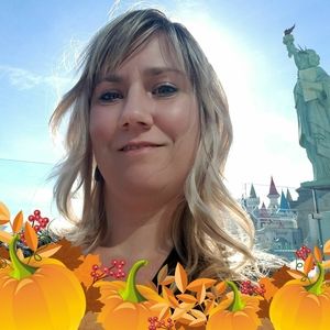 Meet your Posher, Shawna