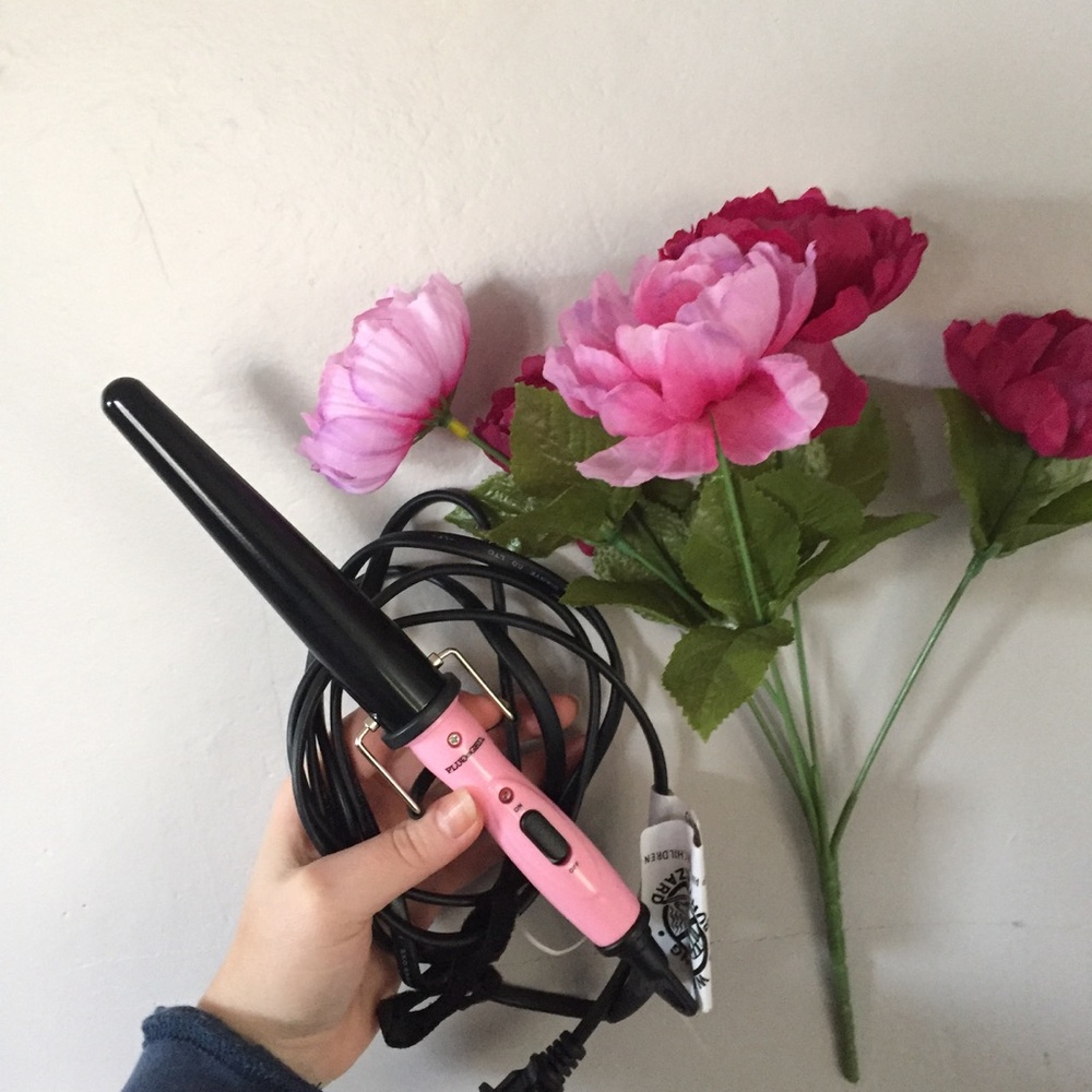 Plugged in curling wand