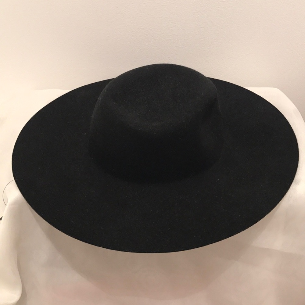 Forever 21 Floppy Hat