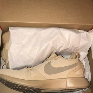 NIKE Duel Racer B Size 13
