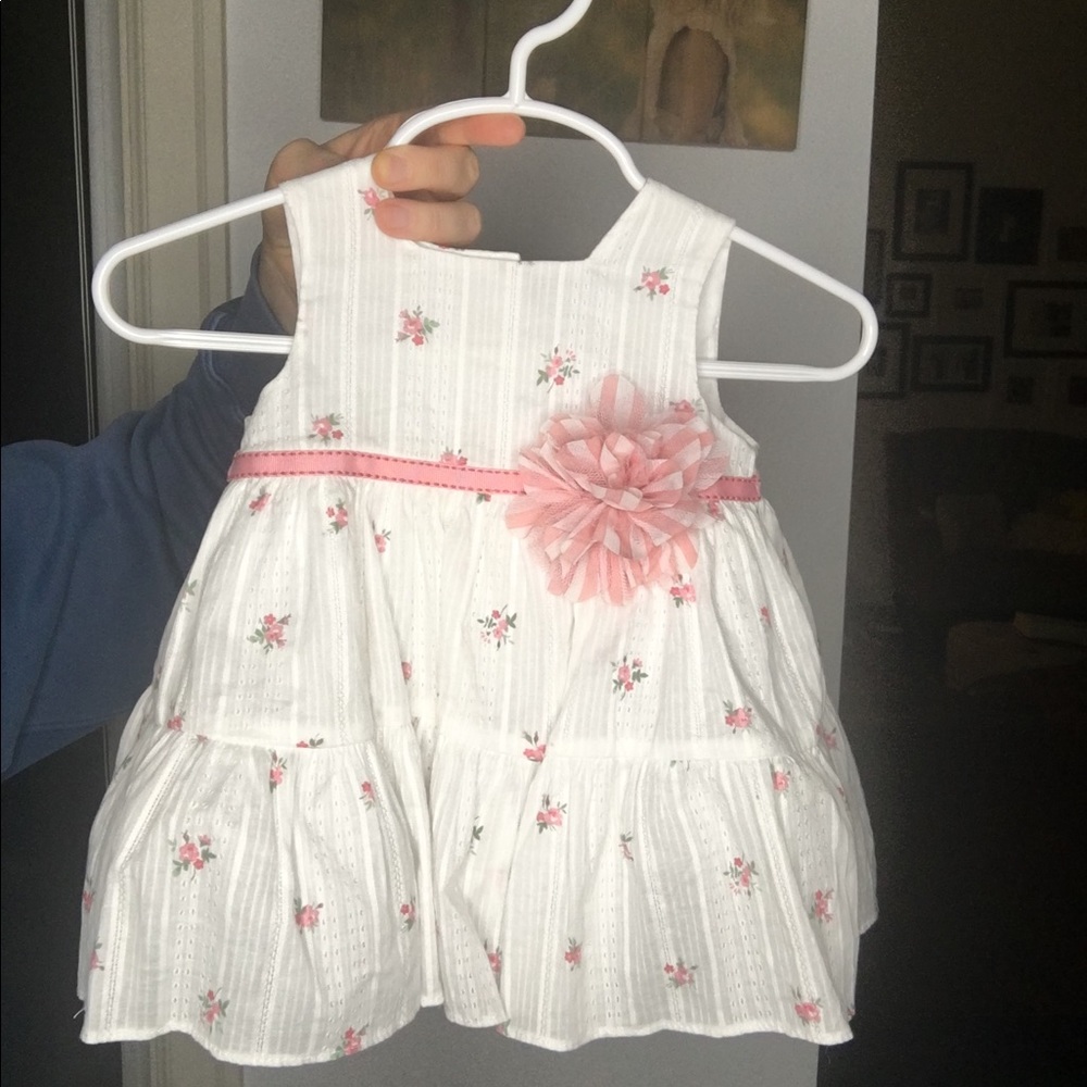 Beautiful yet super comfortable dress.