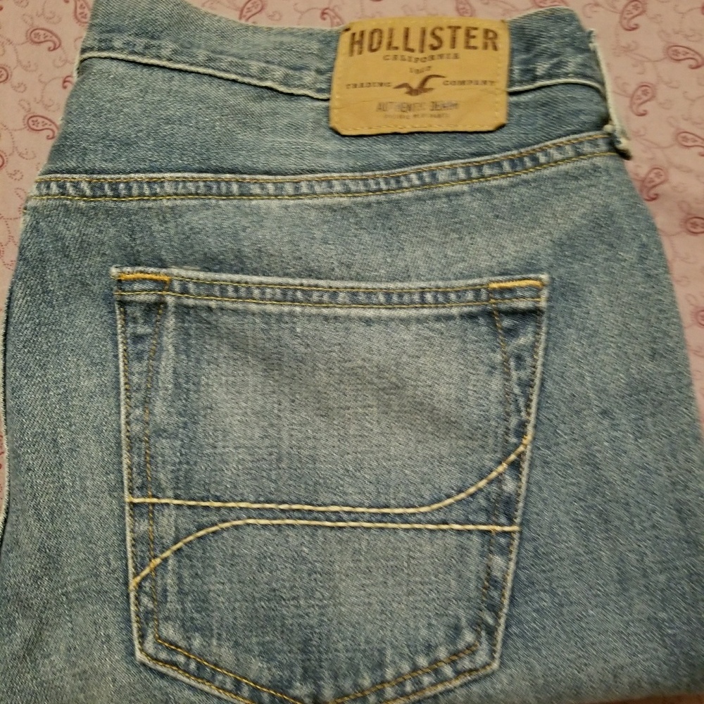 Men's Hollister jeans