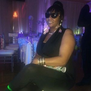 Meet your Posher, Siobhan