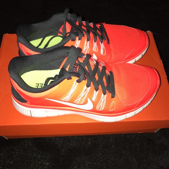 Nike Free RN 5.0 Review | Barefoot Running Shoes Nike free 5.0+ Nike app