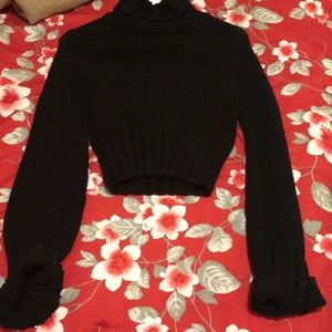 J-LO black cropped turtleneck