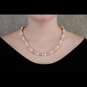 Pink pearl necklace