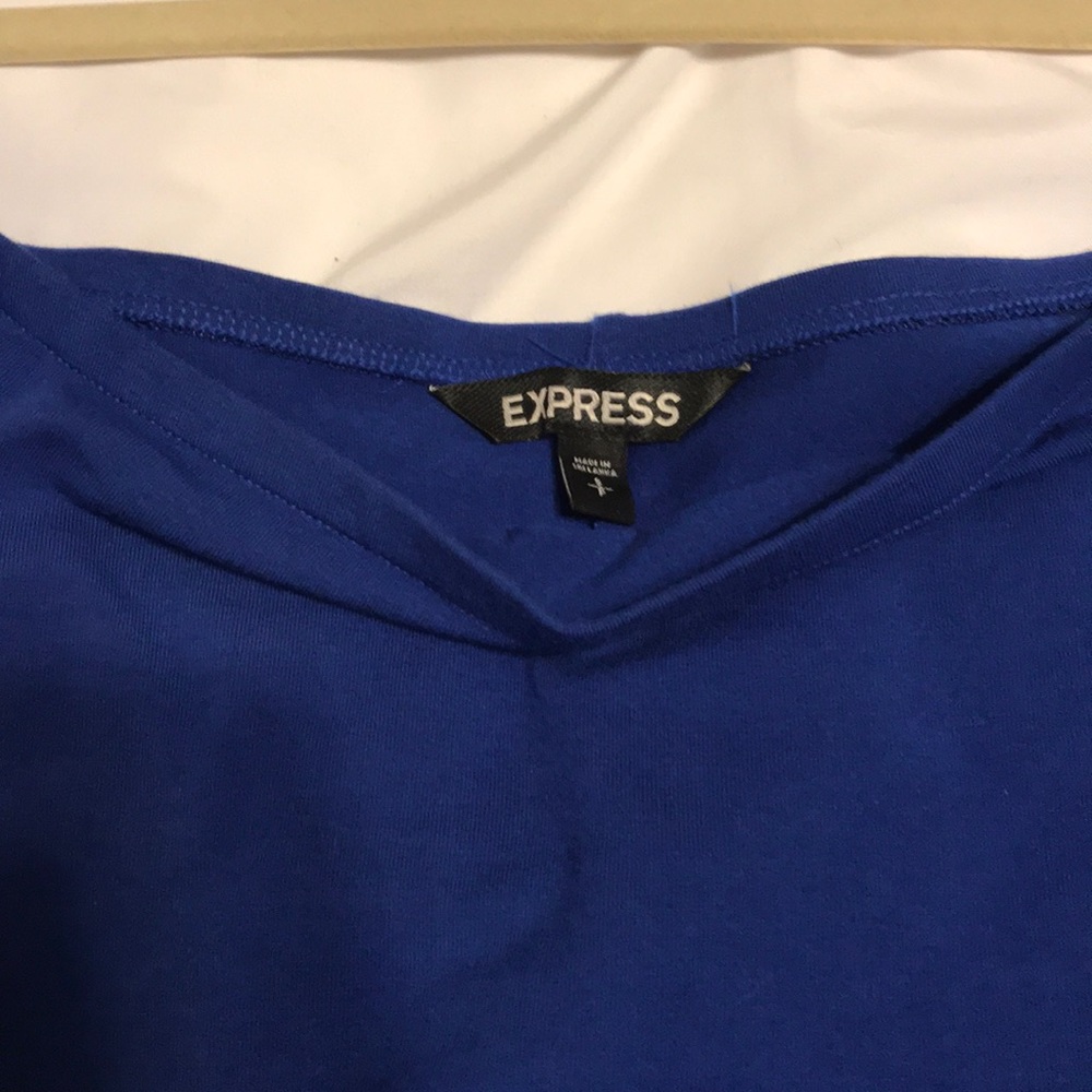 Express dress - Picture 2 of 3