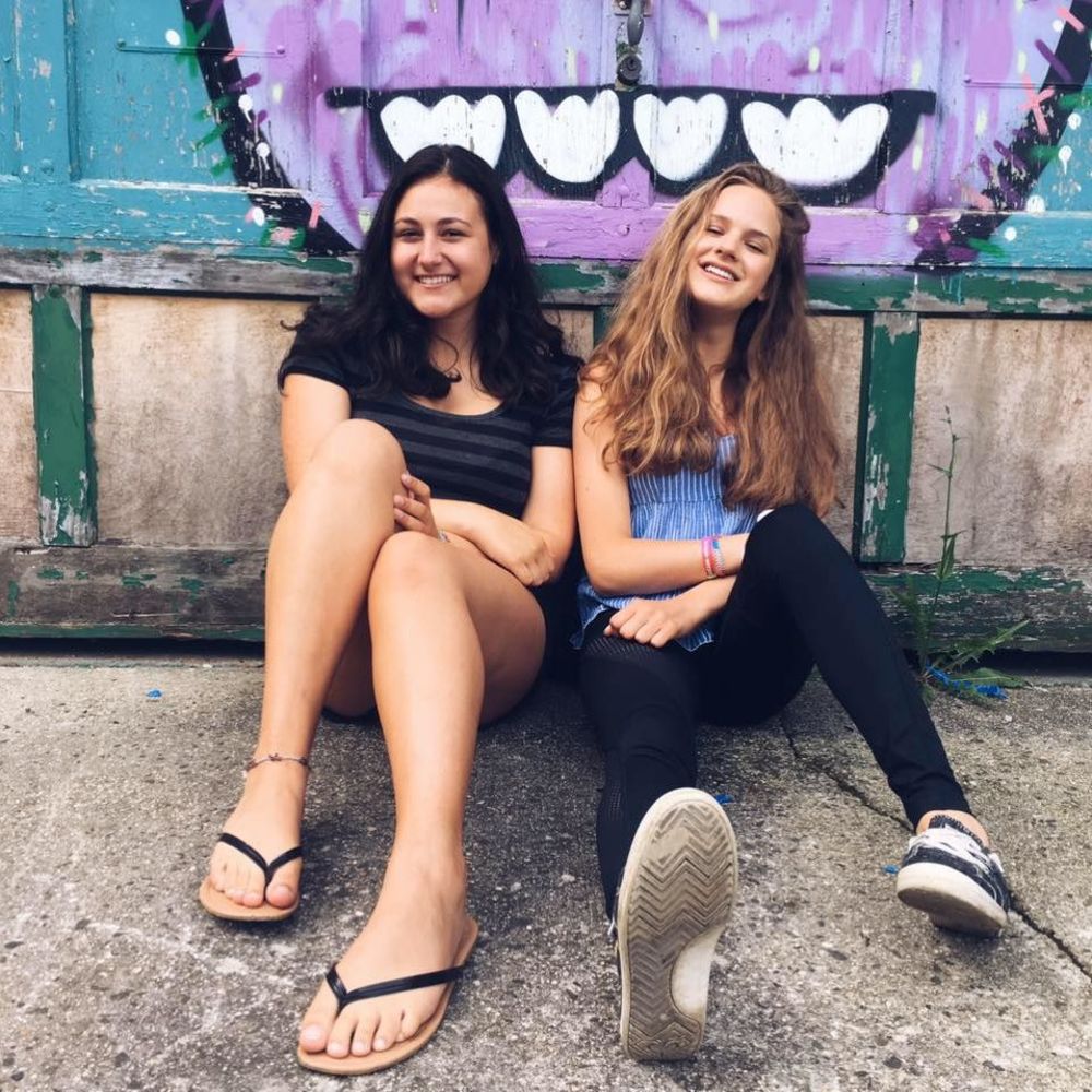 Meet your Posher, Corin