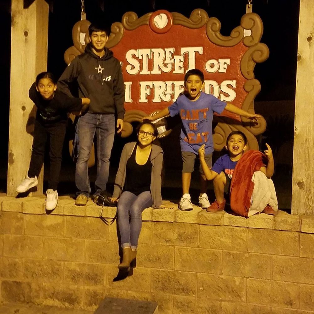 Meet your Posher, Linda