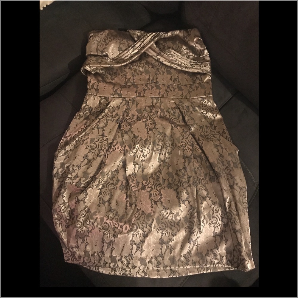 Amazing dress with pockets