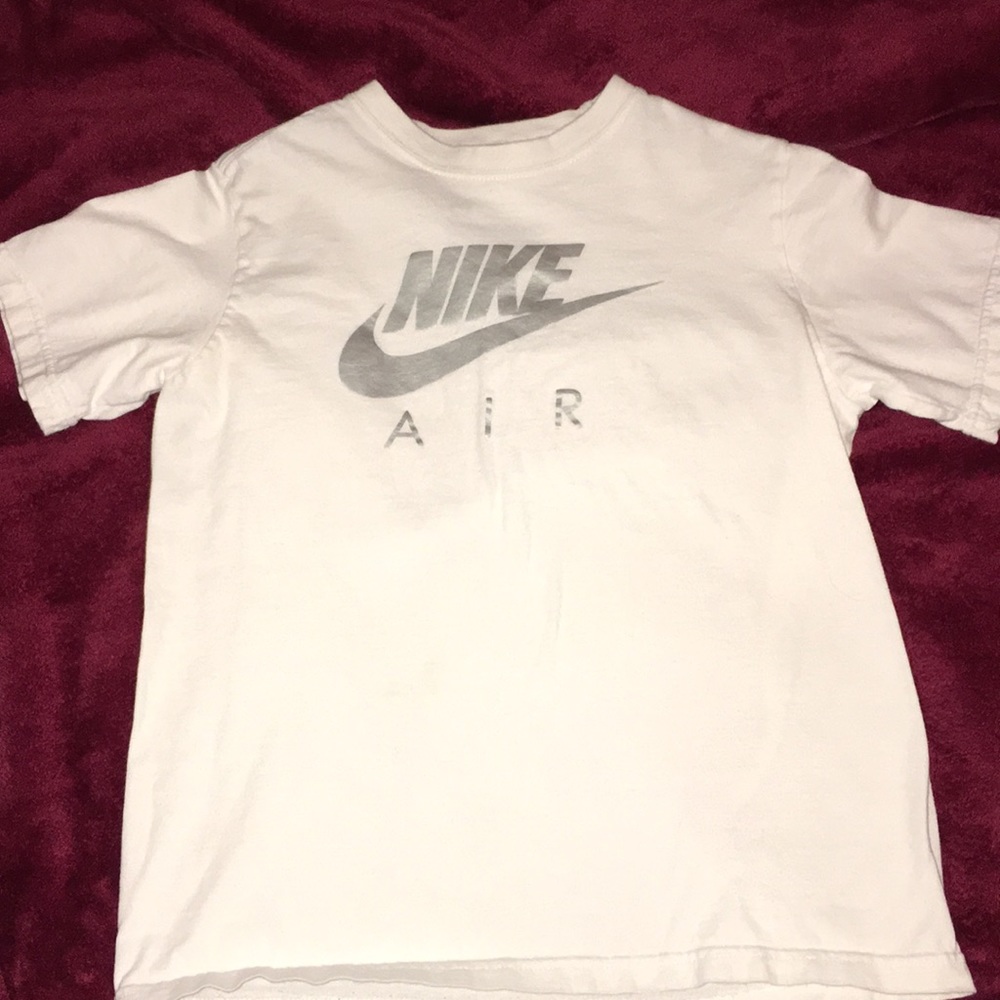 Nike tee