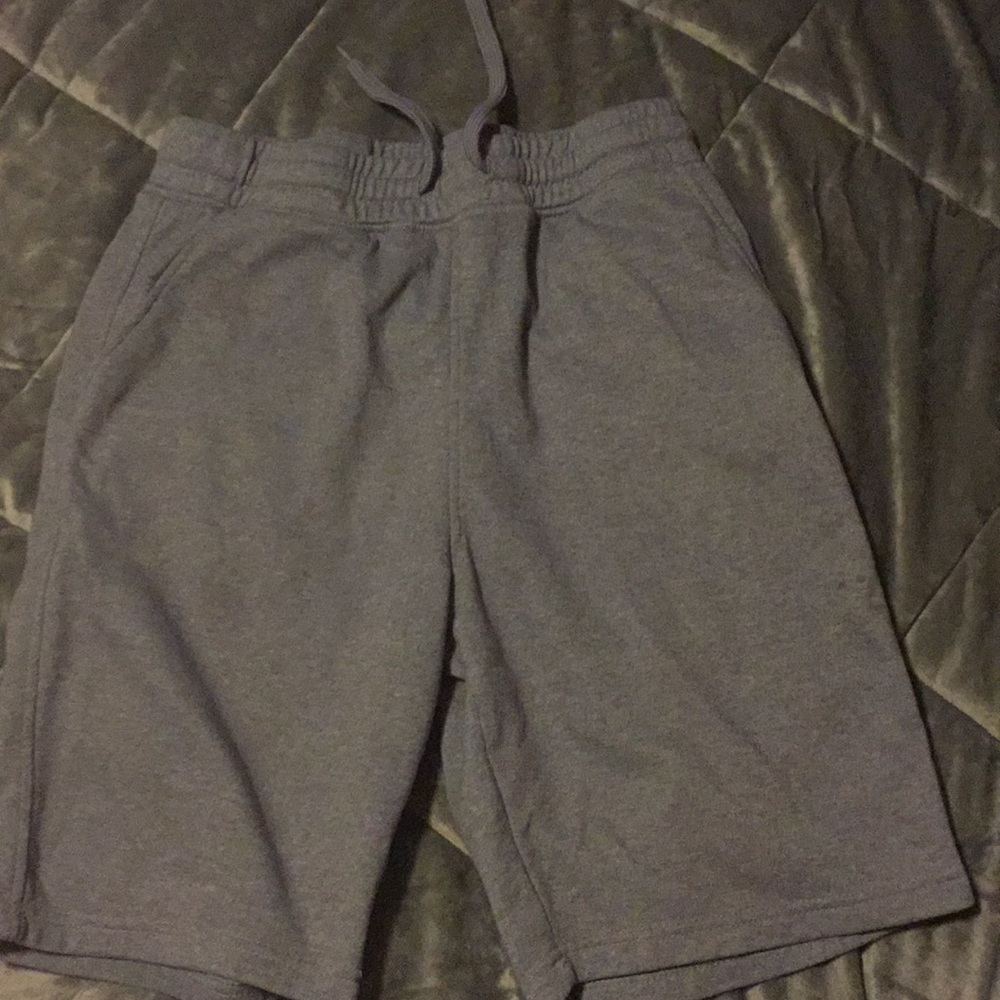 Grey shorts