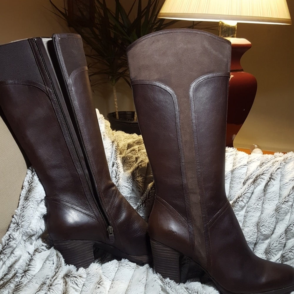Boots ** FINAL SALE **