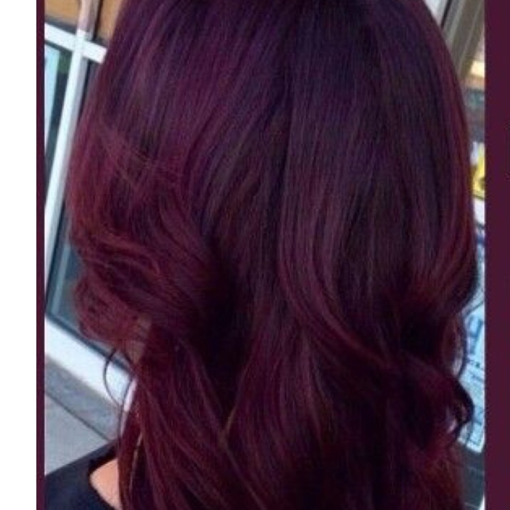 Meet your Posher, Corina