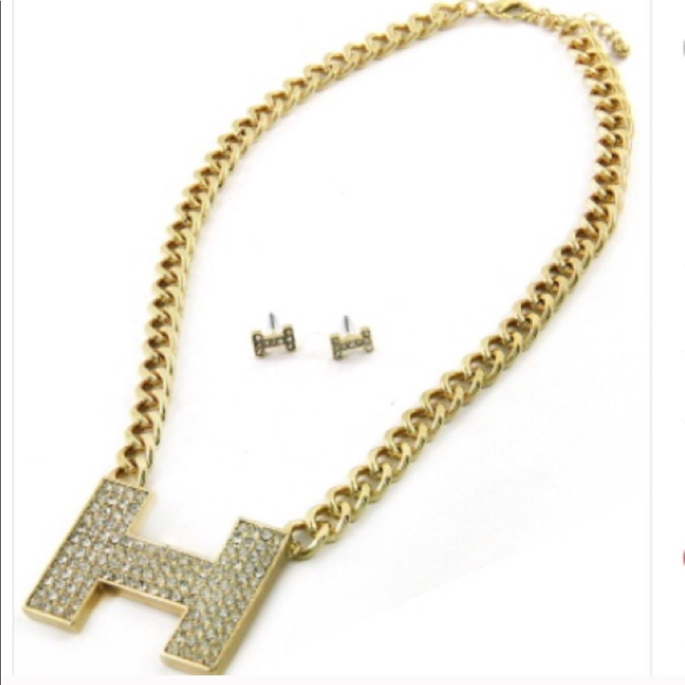 ‘H’ themed necklace with rhinestones